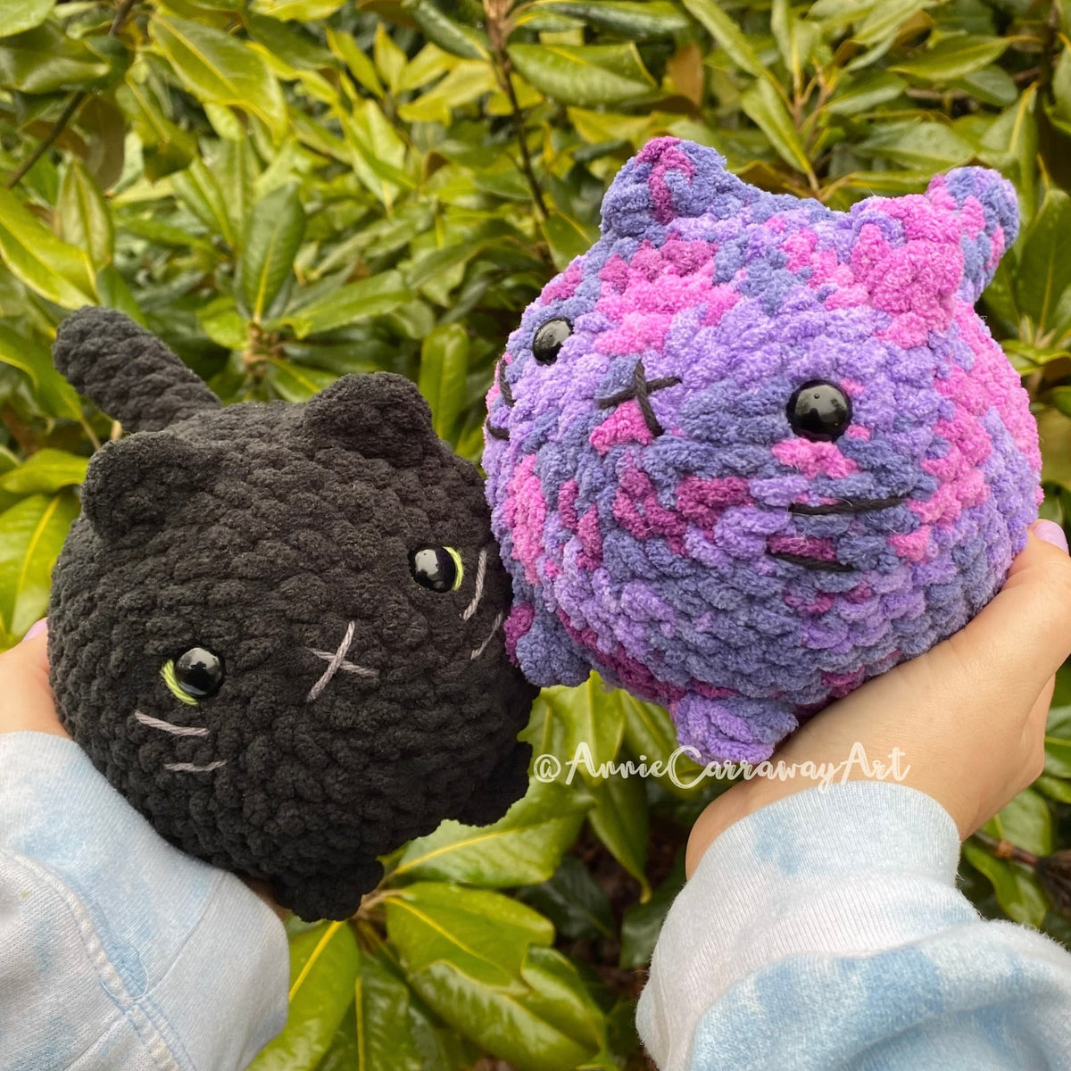 Loaf Cat Crochet Pattern — 2-in-1 Low-Sew Plushie Bundle