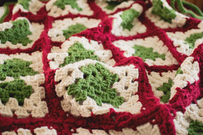 Home for Christmas Throw — Granny Square Blanket Pattern