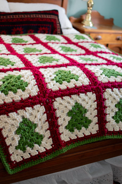 Home for Christmas Throw — Granny Square Blanket Pattern
